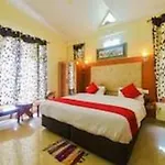 Hotel Bhagsu Sarovar