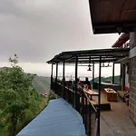 Fluegler Hostels Dharamkot