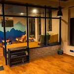 Shalom Backpackers Dharamkot Mcleodganj