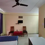 Hotel Om Palace