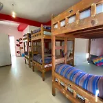 Hostel Hikers World
