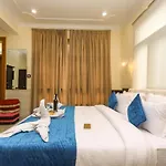 Hotel The Nest, Rooftop Cafe, Bonfire With A Sceneric Mountain View