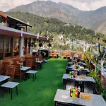 Hotel Akash - Luxury Hotel In Mcleodganj
