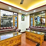 Hotel Zambala House