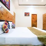 The Bunksters Mcleodganj, Dharmkot