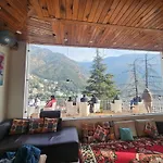 The Bunksters Mcleodganj, Dharmkot
