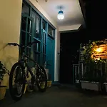 Hostel Triangle Folks, Mcleodganj