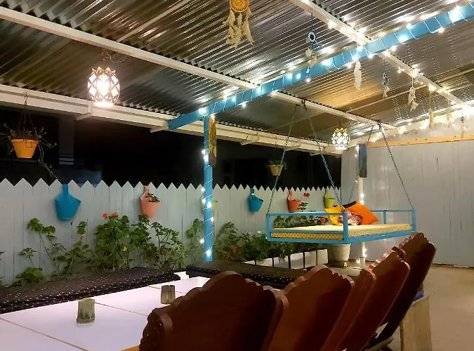 Hostel Triangle Folks, Mcleodganj