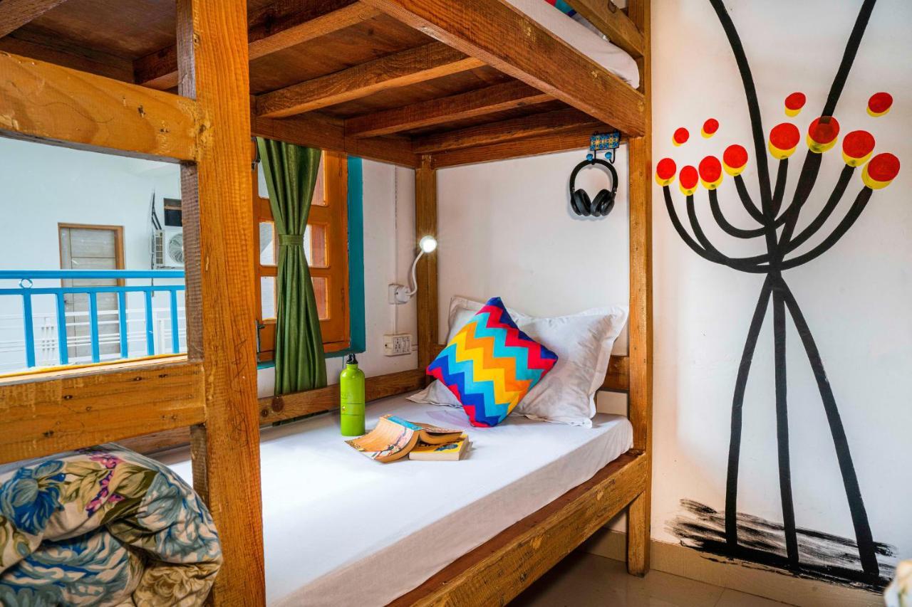 Flyaway Hostel *