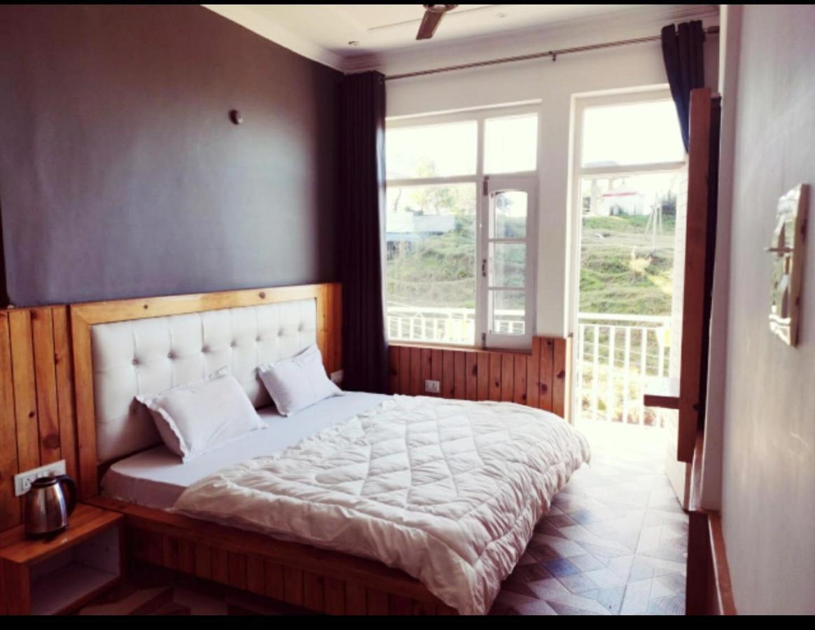 Hostel Worlds *