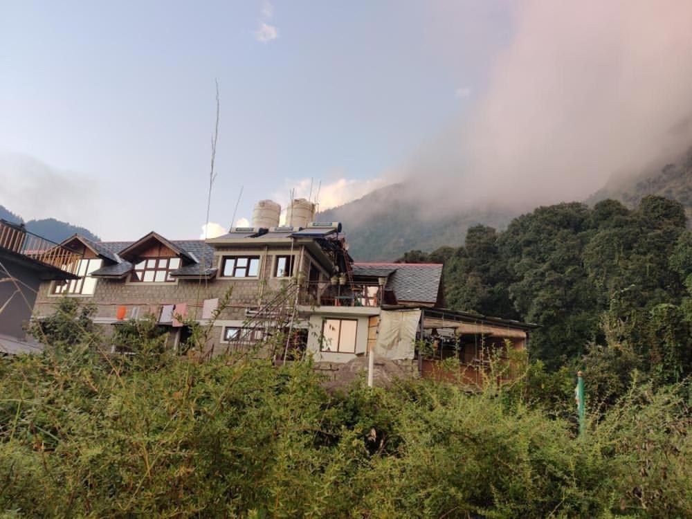 Flugler Hostels Dharamkot Hostel