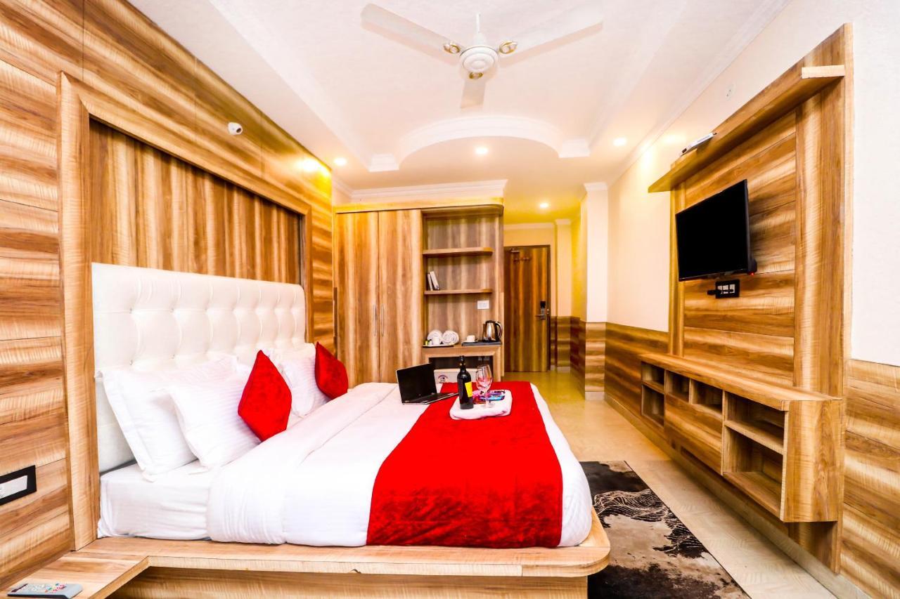 Hotel Grand Hill 2*