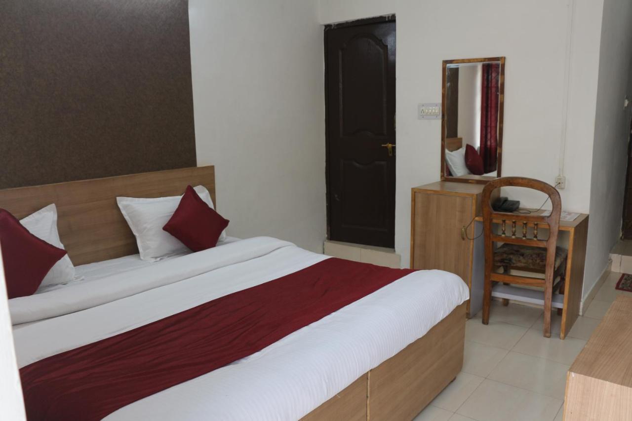 Hotel Sharma Cottage - Idaa Hotel