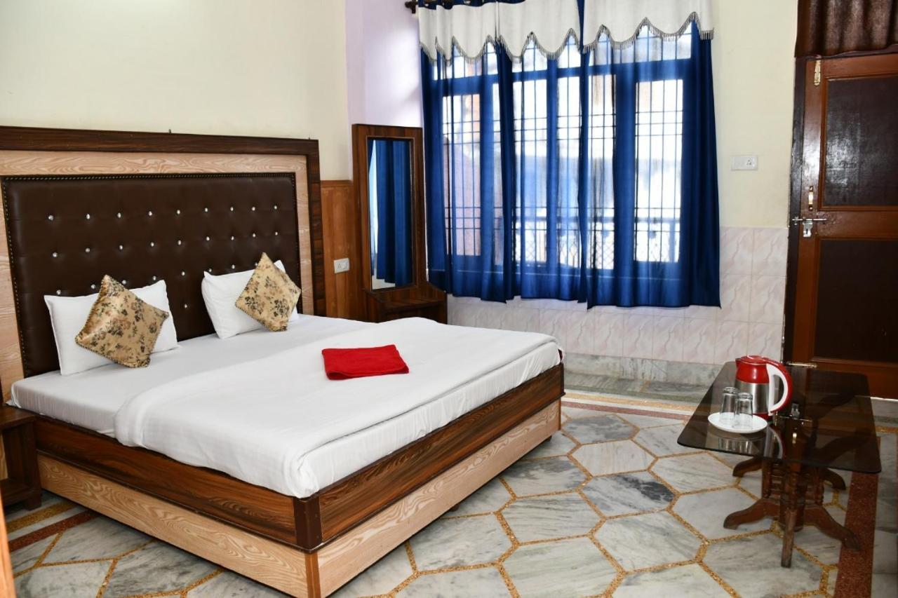 Himalyan Paradise Hotel