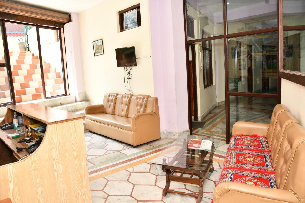 Hotel Himalyan Paradise 3*