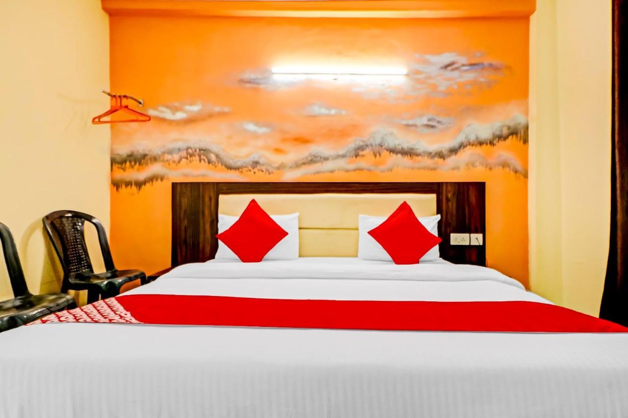 Oyo Flagship 83097 Ishwar Guest House Hotel 4*