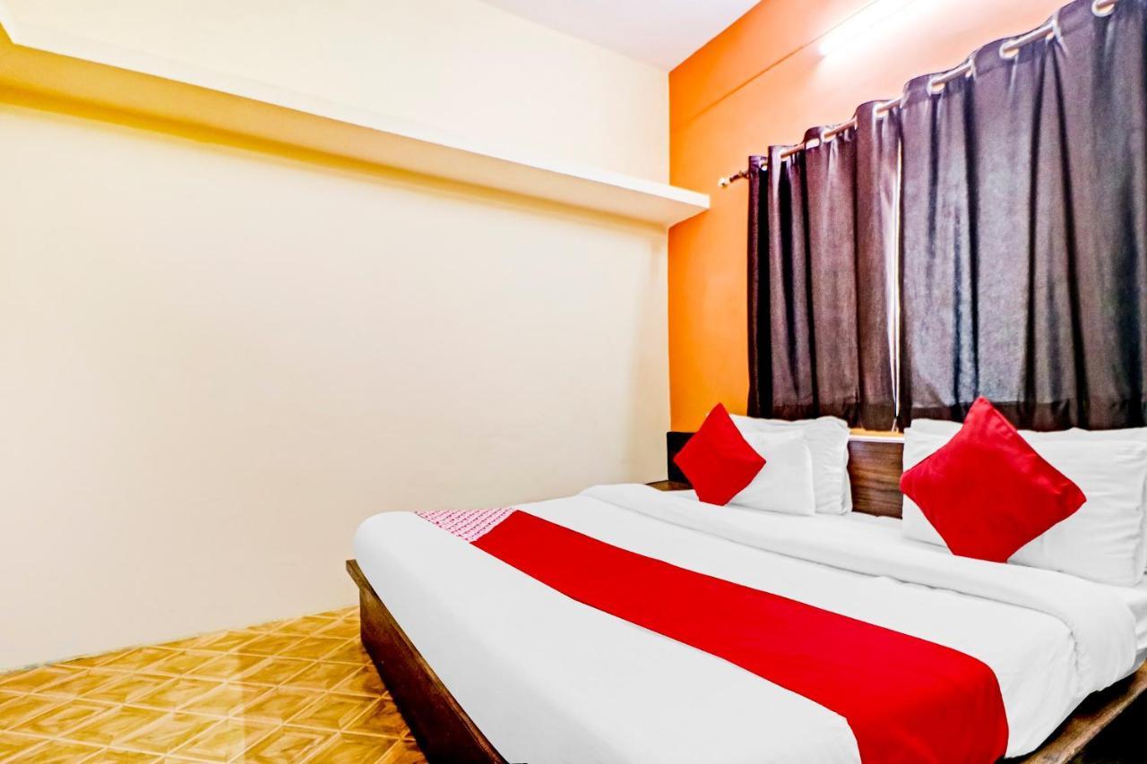 Hotel Oyo Flagship 83097 Ishwar Guest House 4*