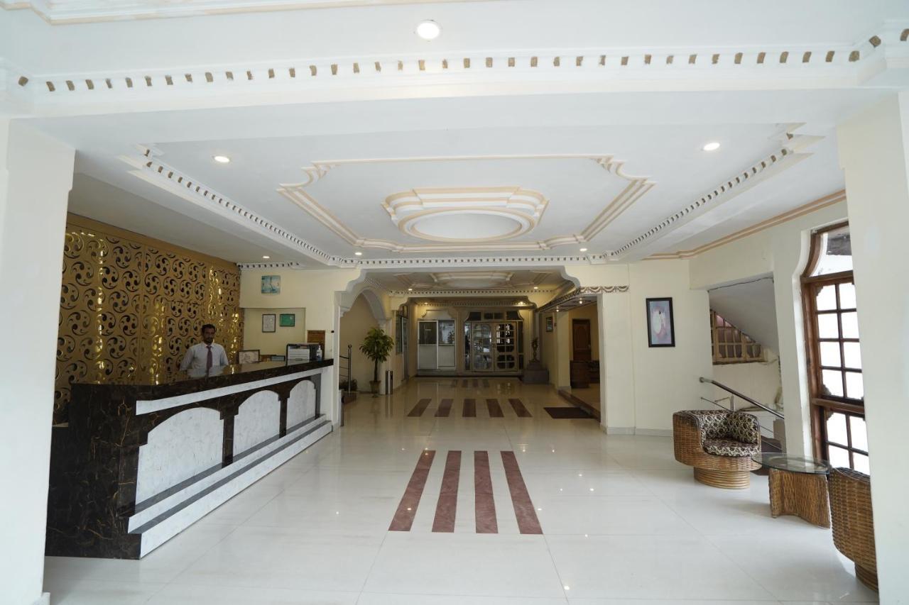 Royal Palace Hotel 3*