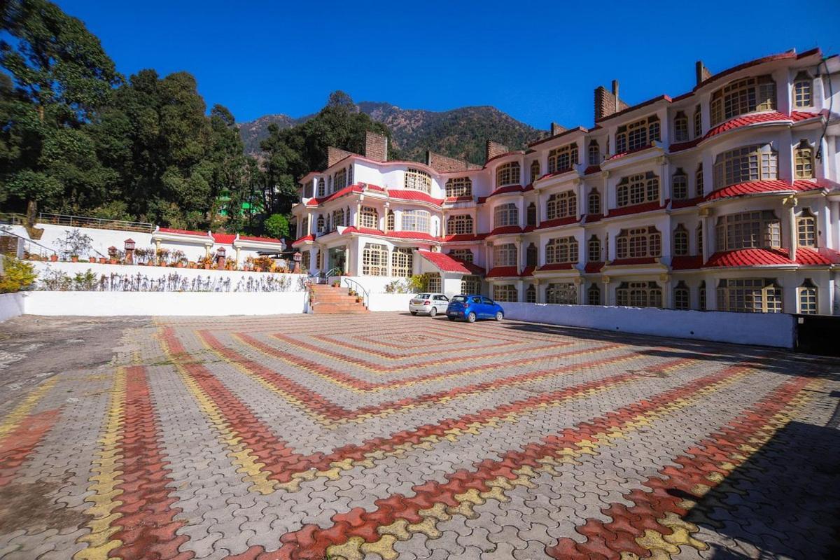 Royal Palace Hotel 3*