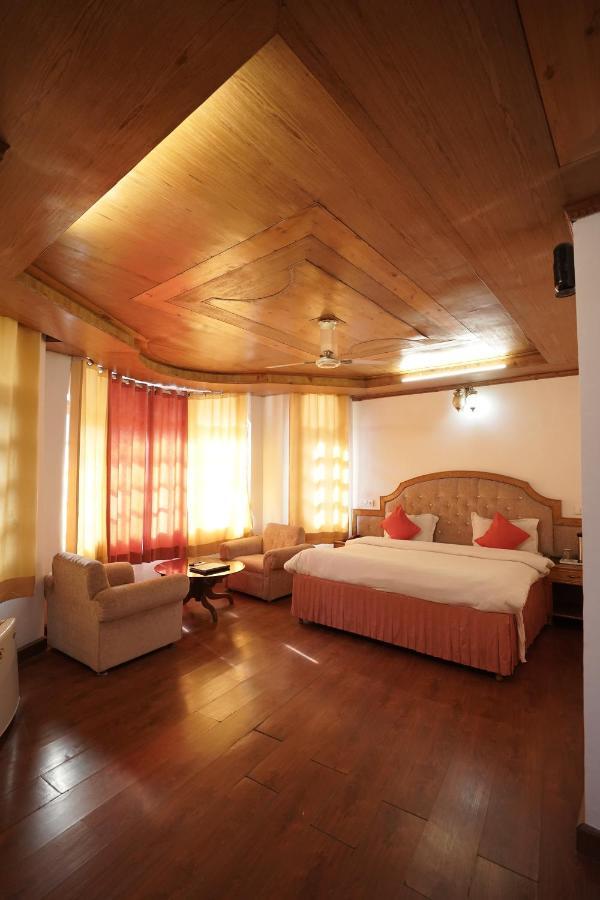 Royal Palace 3* McLeod Ganj