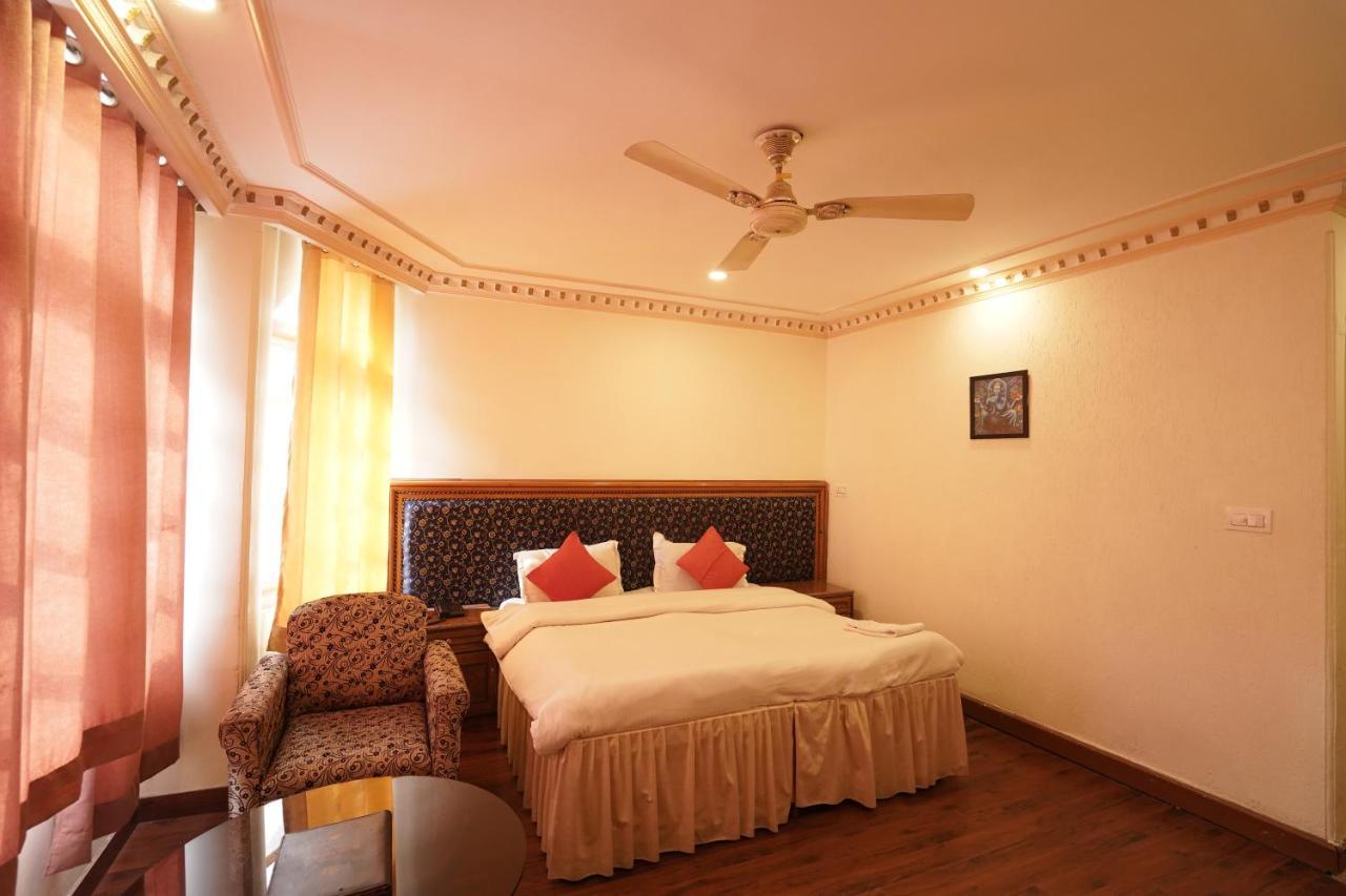 Royal Palace Hotel 3*