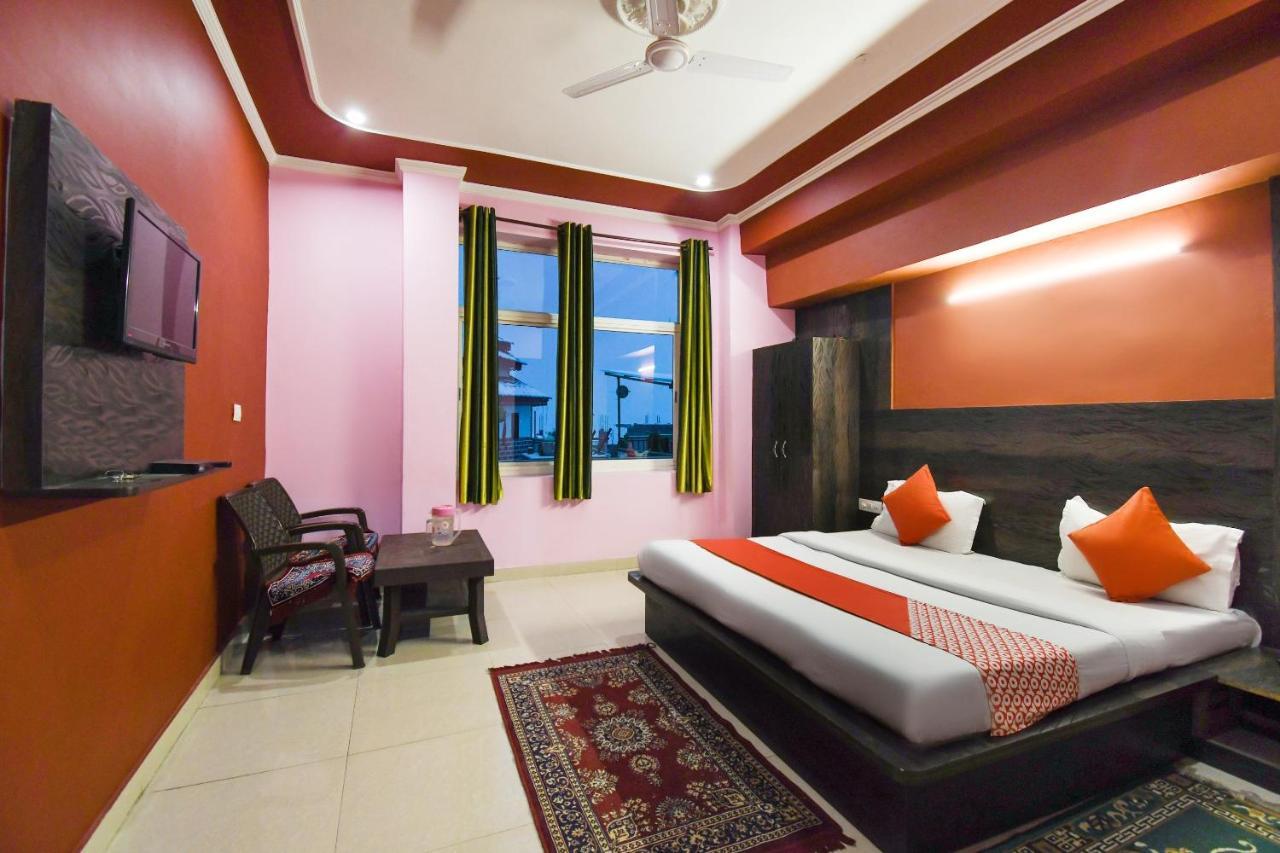 Oyo T K House Hotel 3*