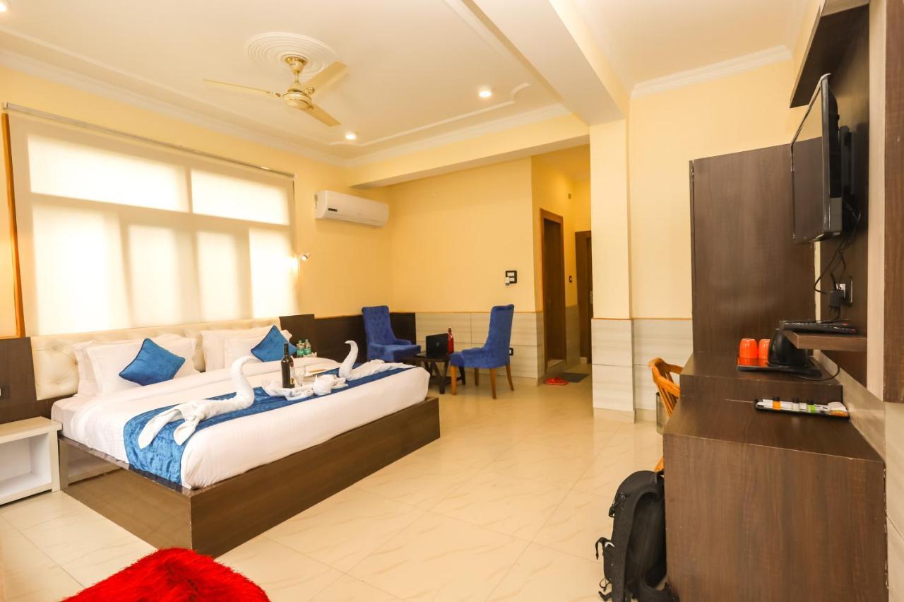 The Nest, Rooftop Cafe, Bonfire With A Sceneric Mountain View 4*