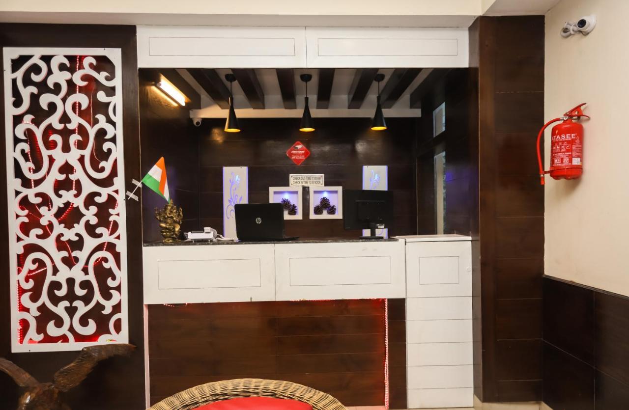 The Nest, Rooftop Cafe, Bonfire With A Sceneric Mountain View 4* McLeod Ganj