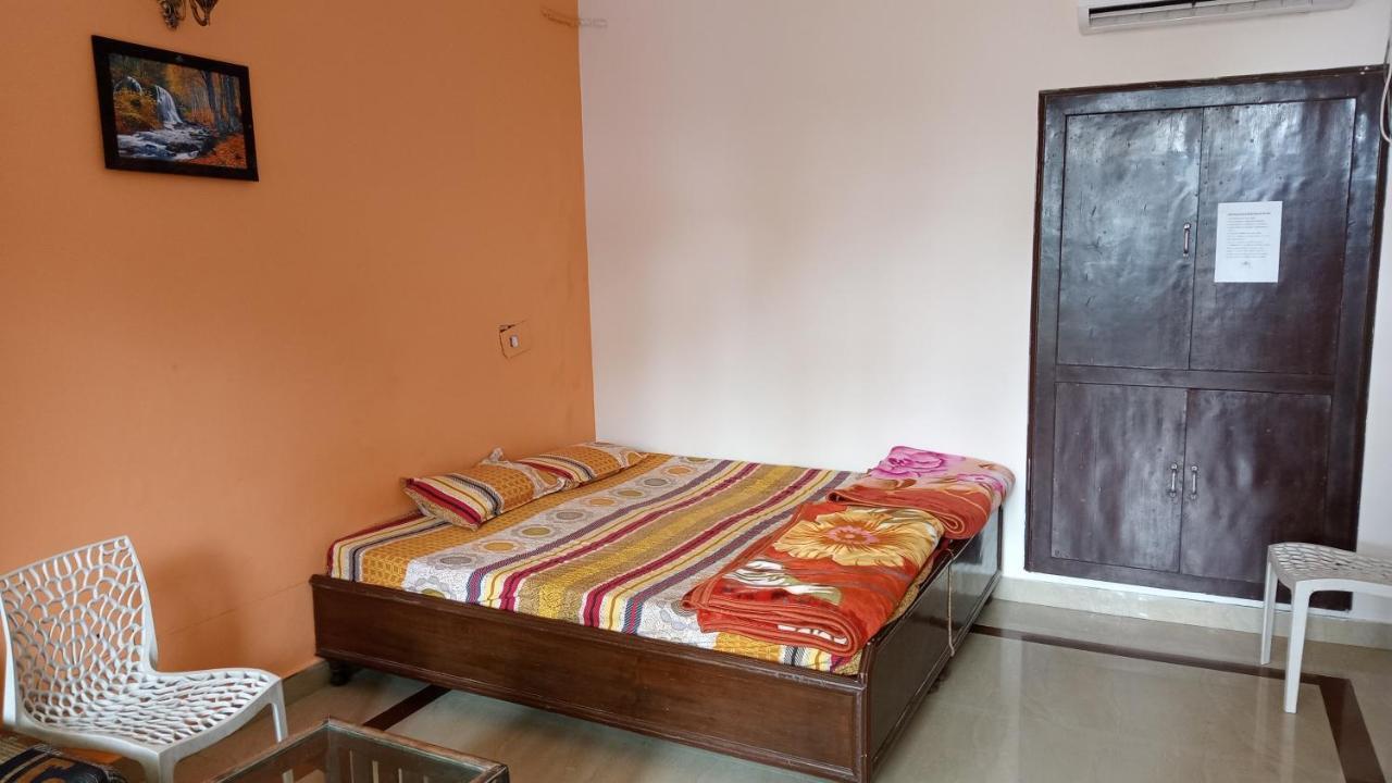 Chinmay Hostel *