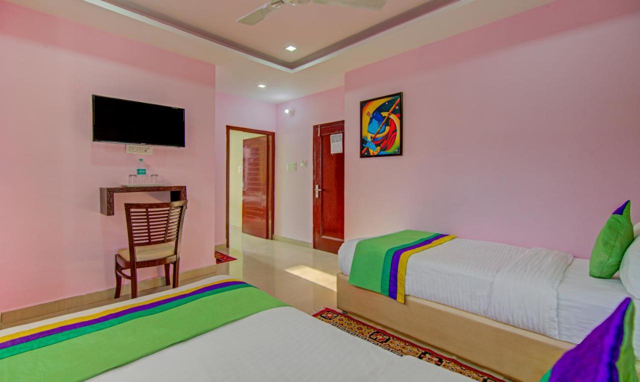 Treebo Roshan House With Valley View 3*