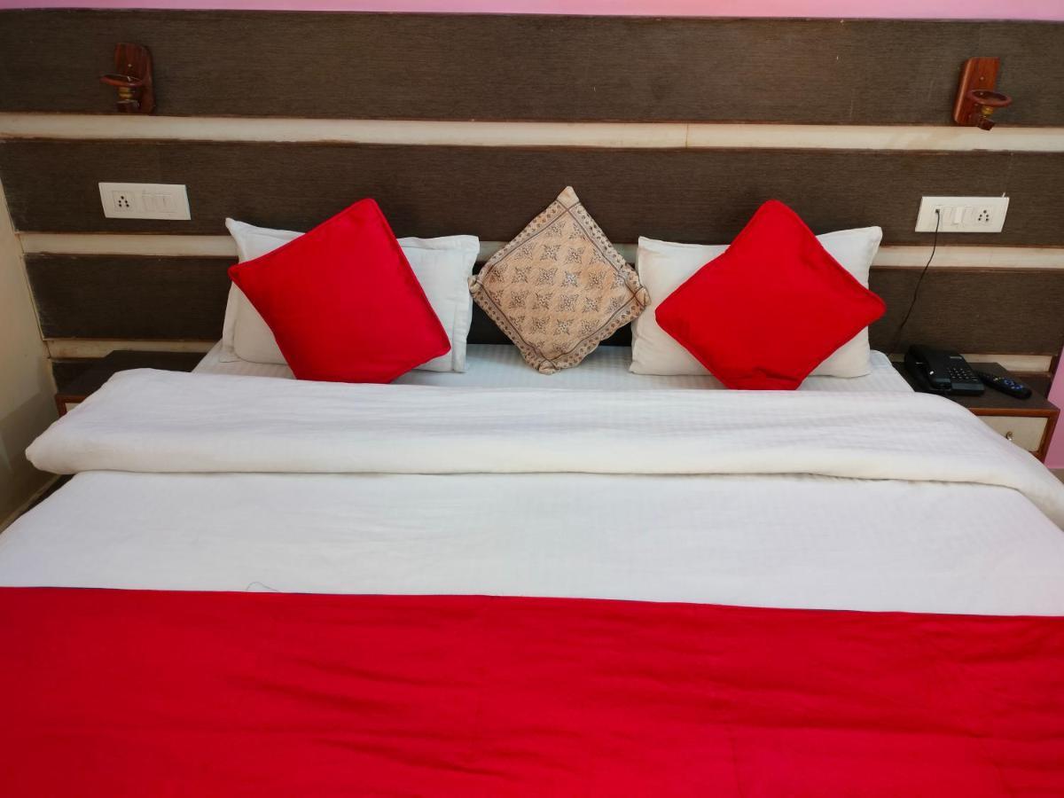 Eco Nest Hotel 3*