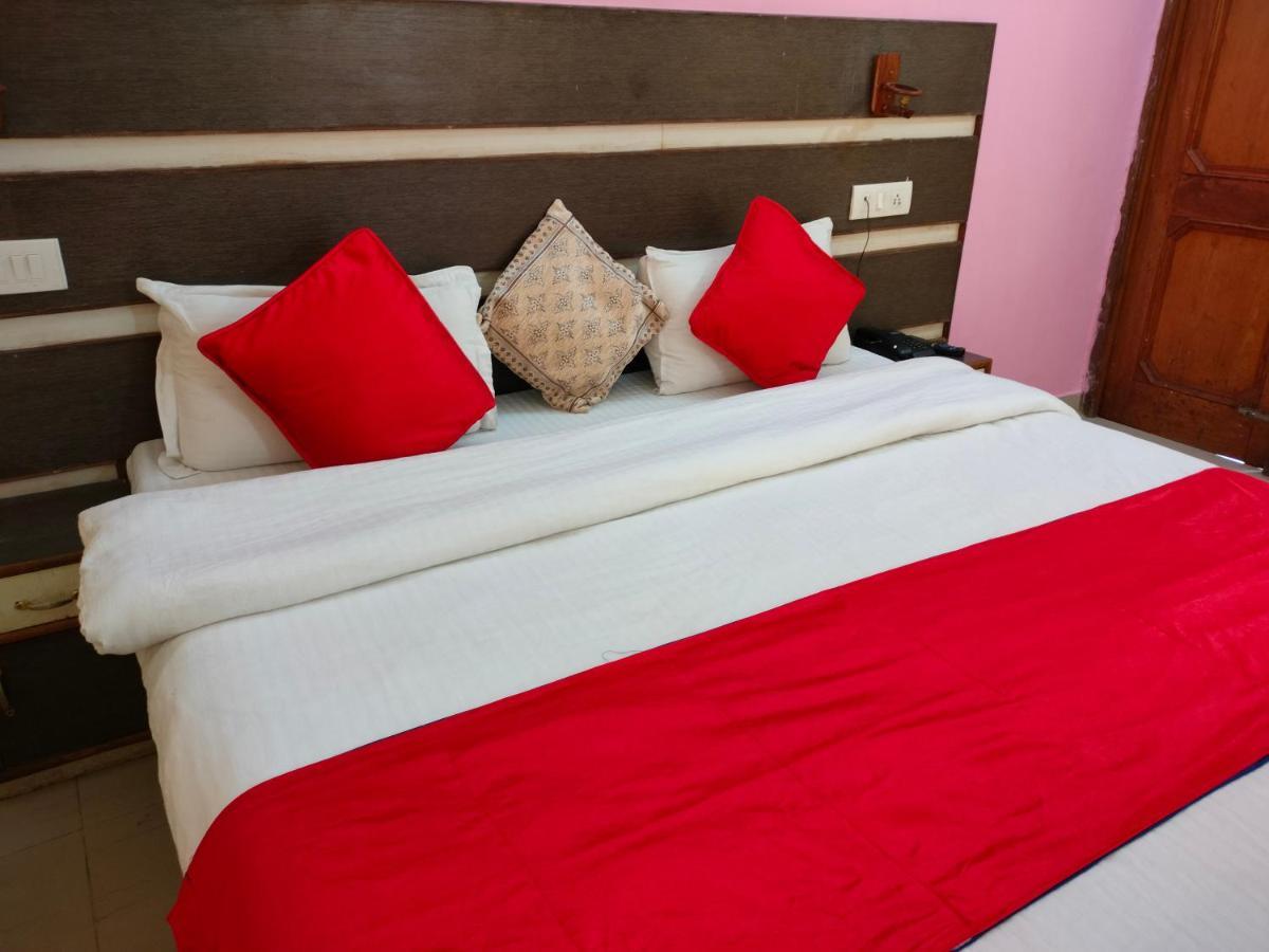 Eco Nest Hotel 3*