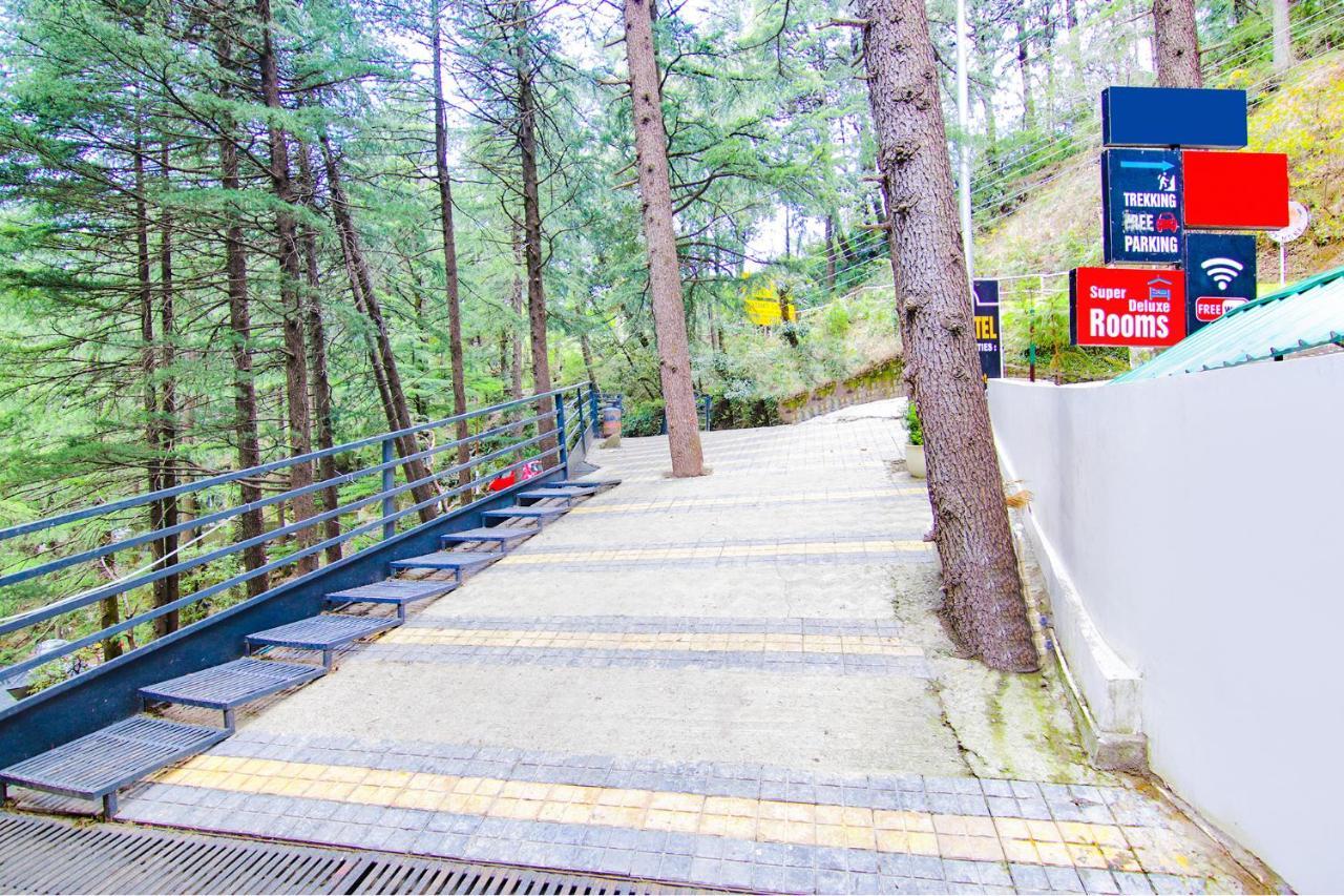 Hotel Rr And -प्रकृति की गोद में 4*