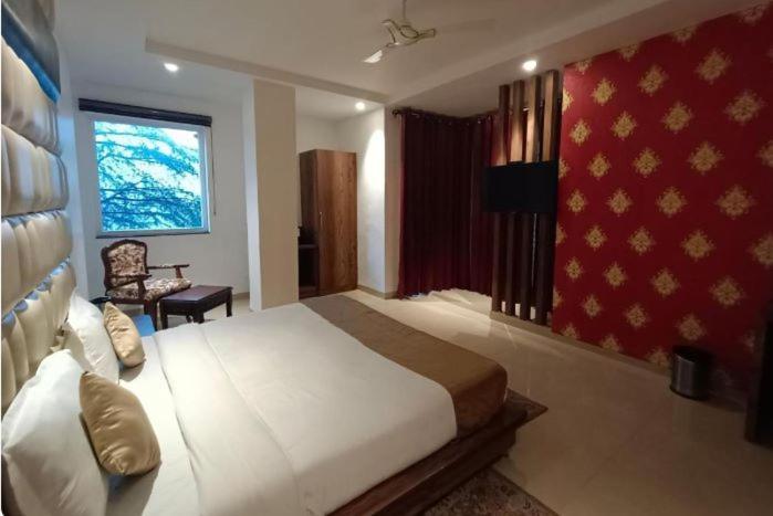 Rr And -प्रकृति की गोद में Hotel McLeod Ganj