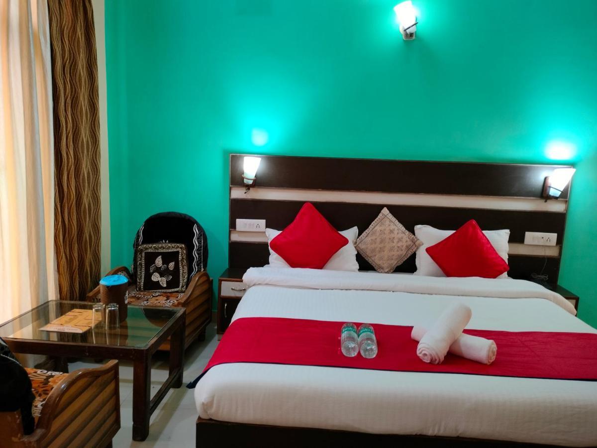 Eco Nest Hotel