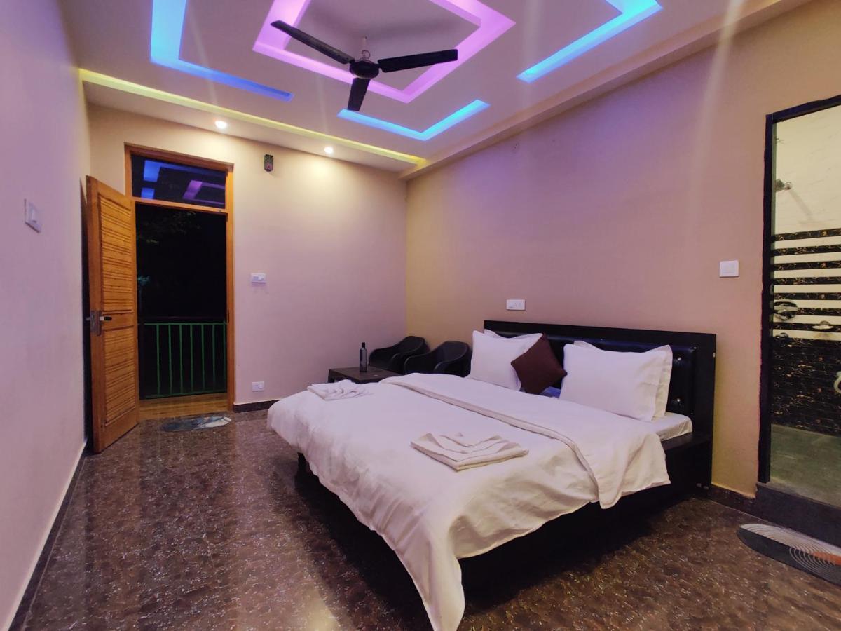 Lil Sparrow Art Cafe & Homestay