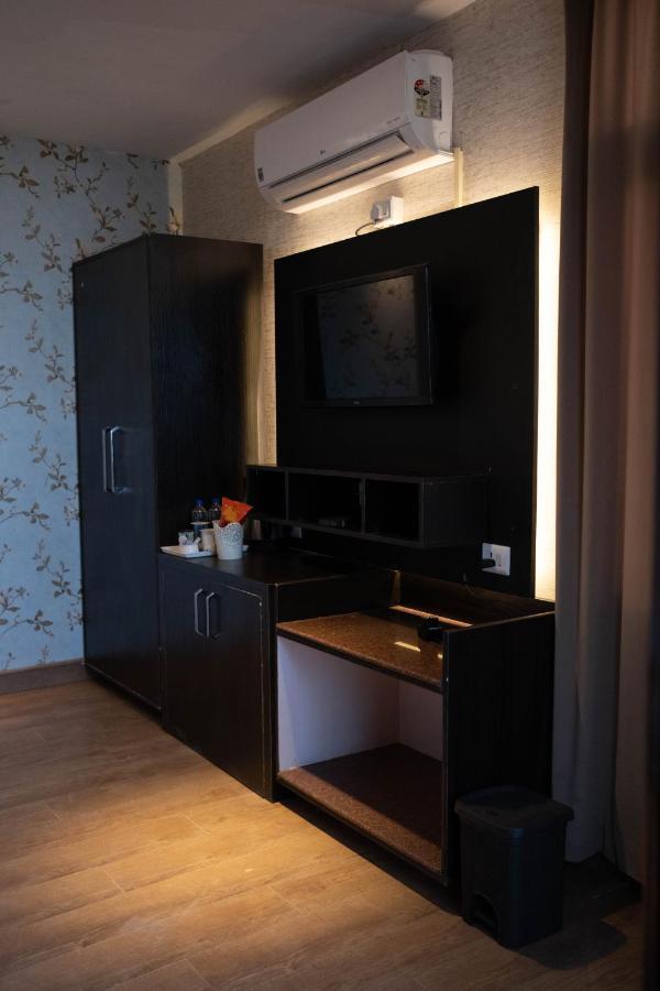 Bella Heights 3*