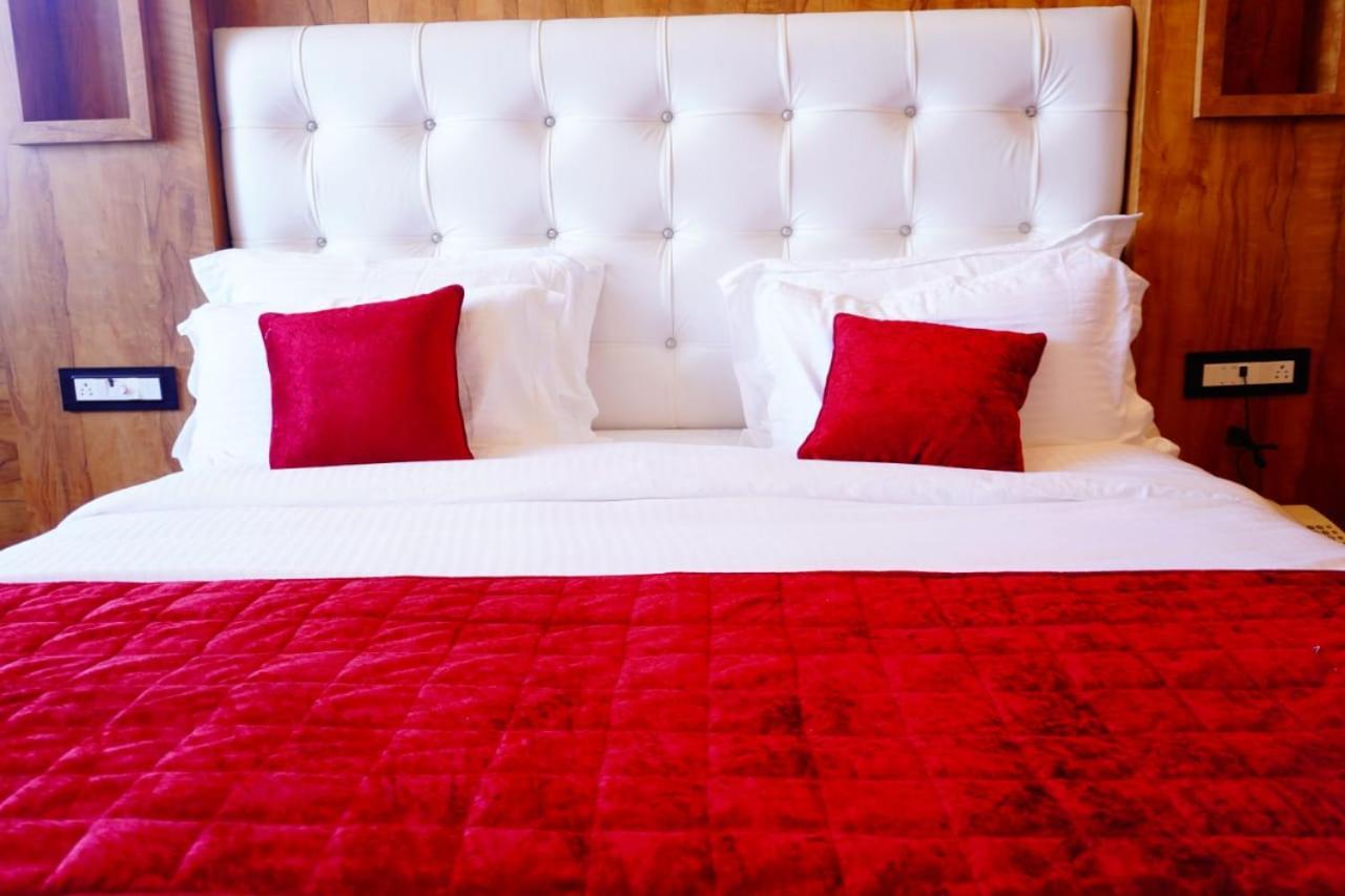 Grand Hill On Mall Road Mcleodganj McLeod Ganj