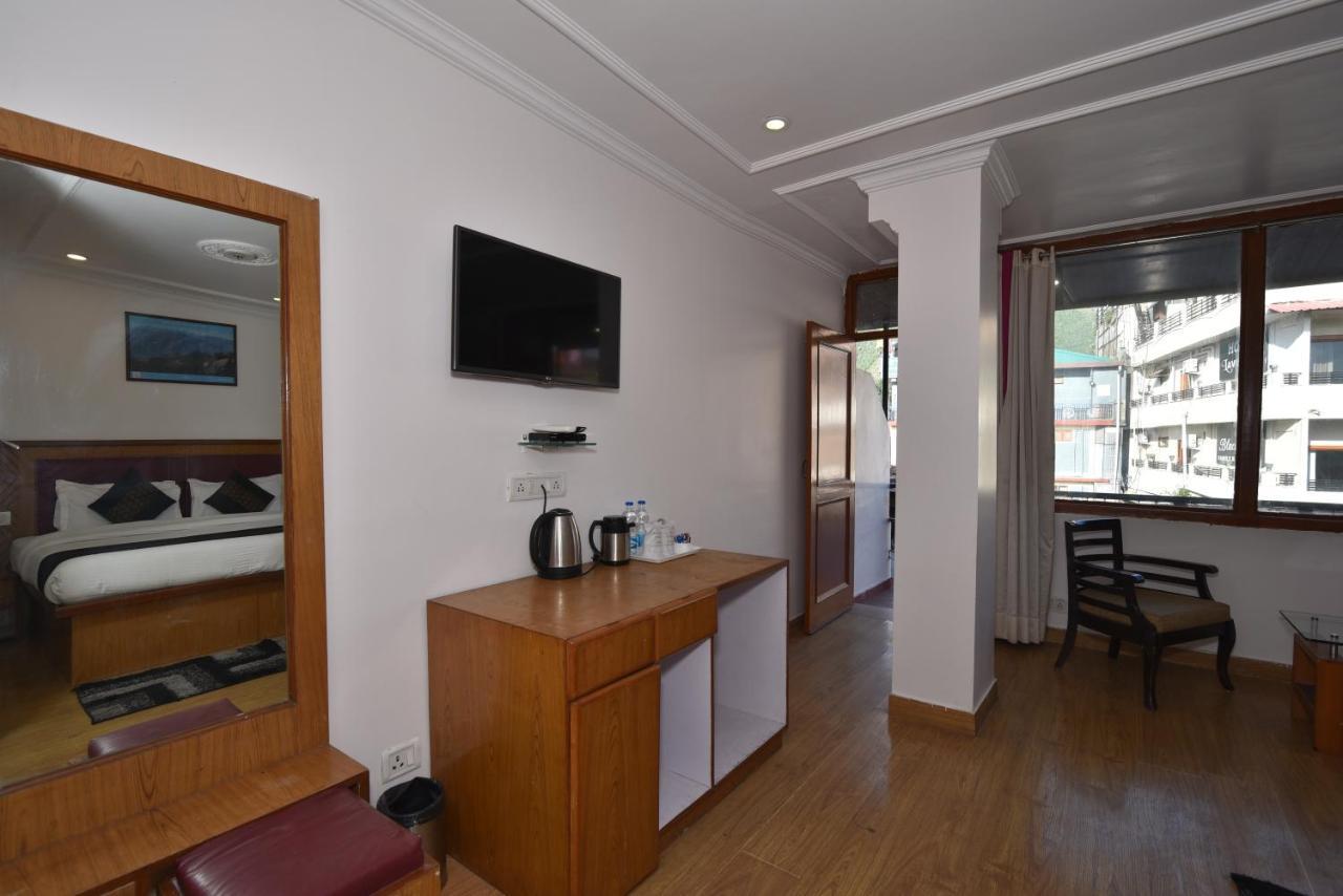 Hotel M And 3*