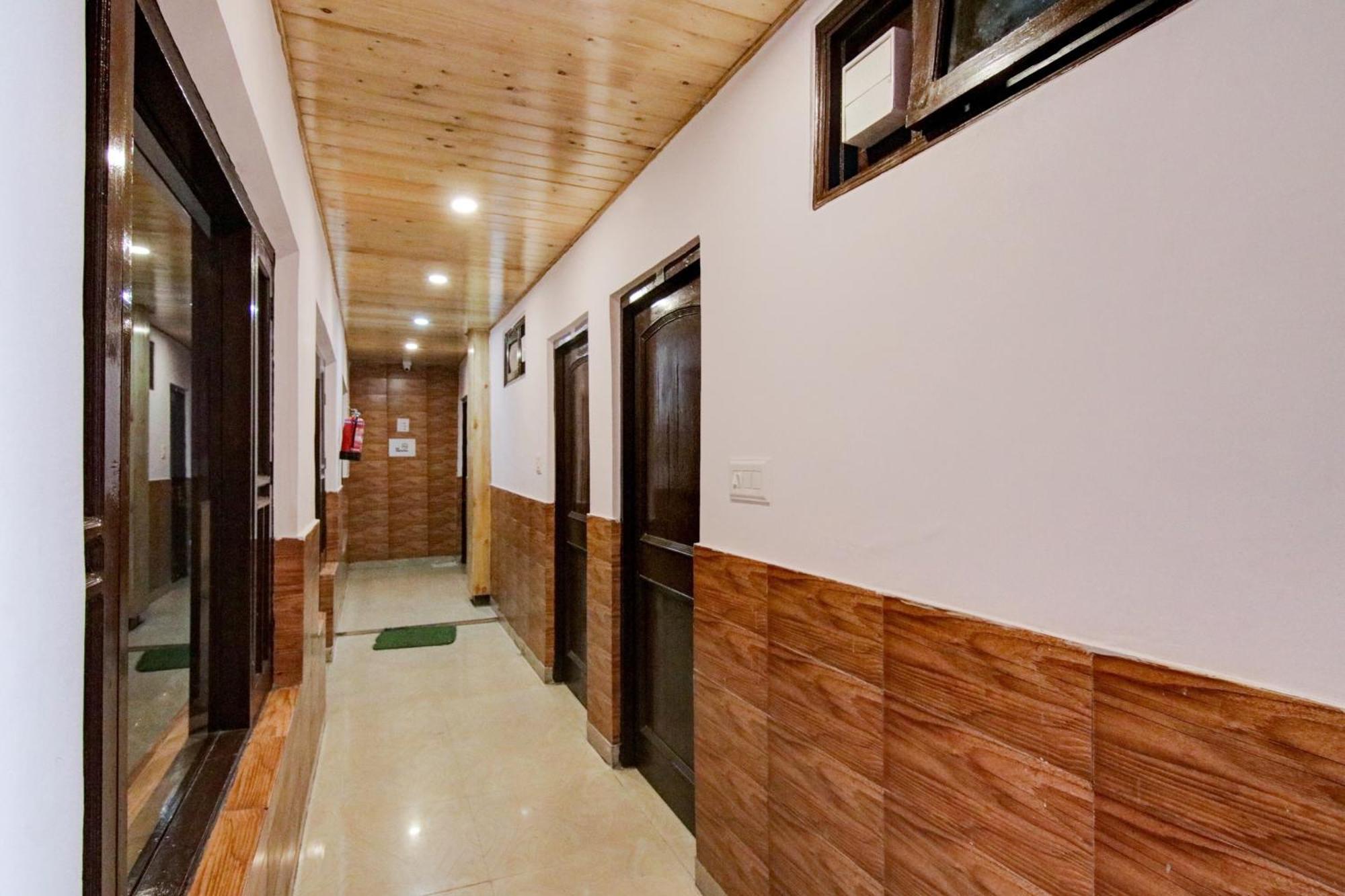Oyo The Cloud Hills Hotel
