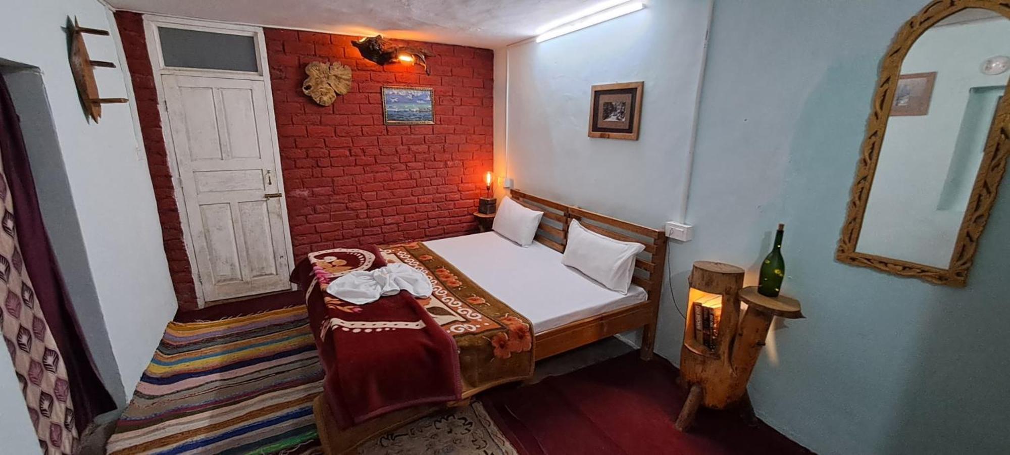 Leela McLeod Ganj