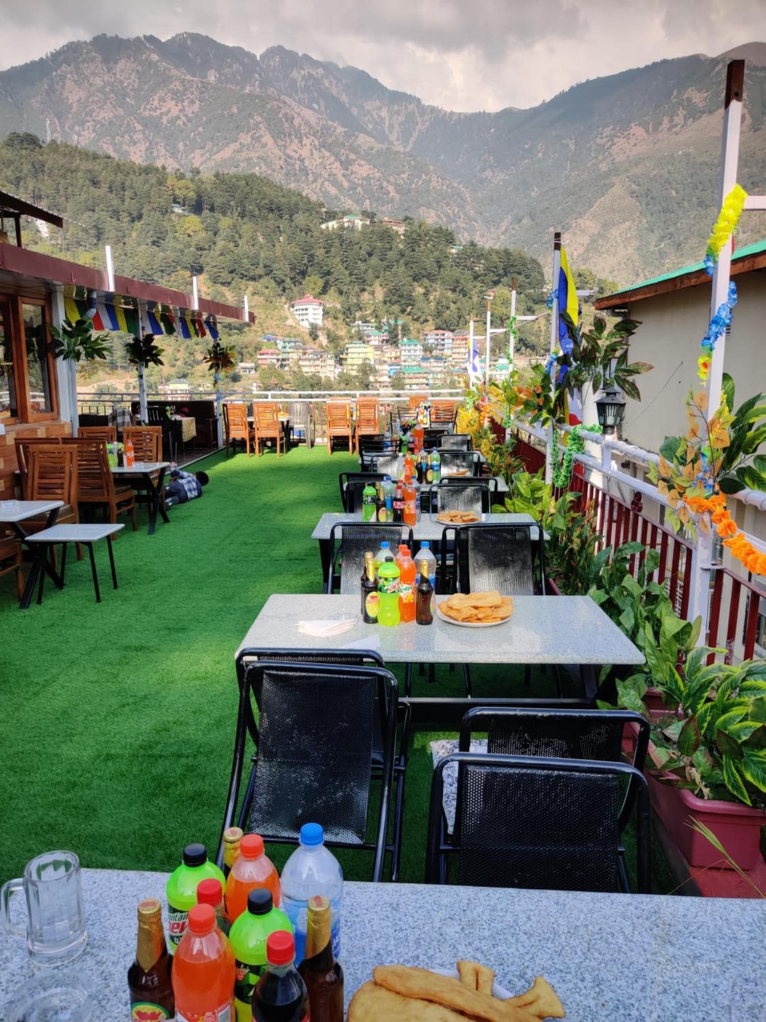 Hotel Akash - Luxury In Mcleodganj