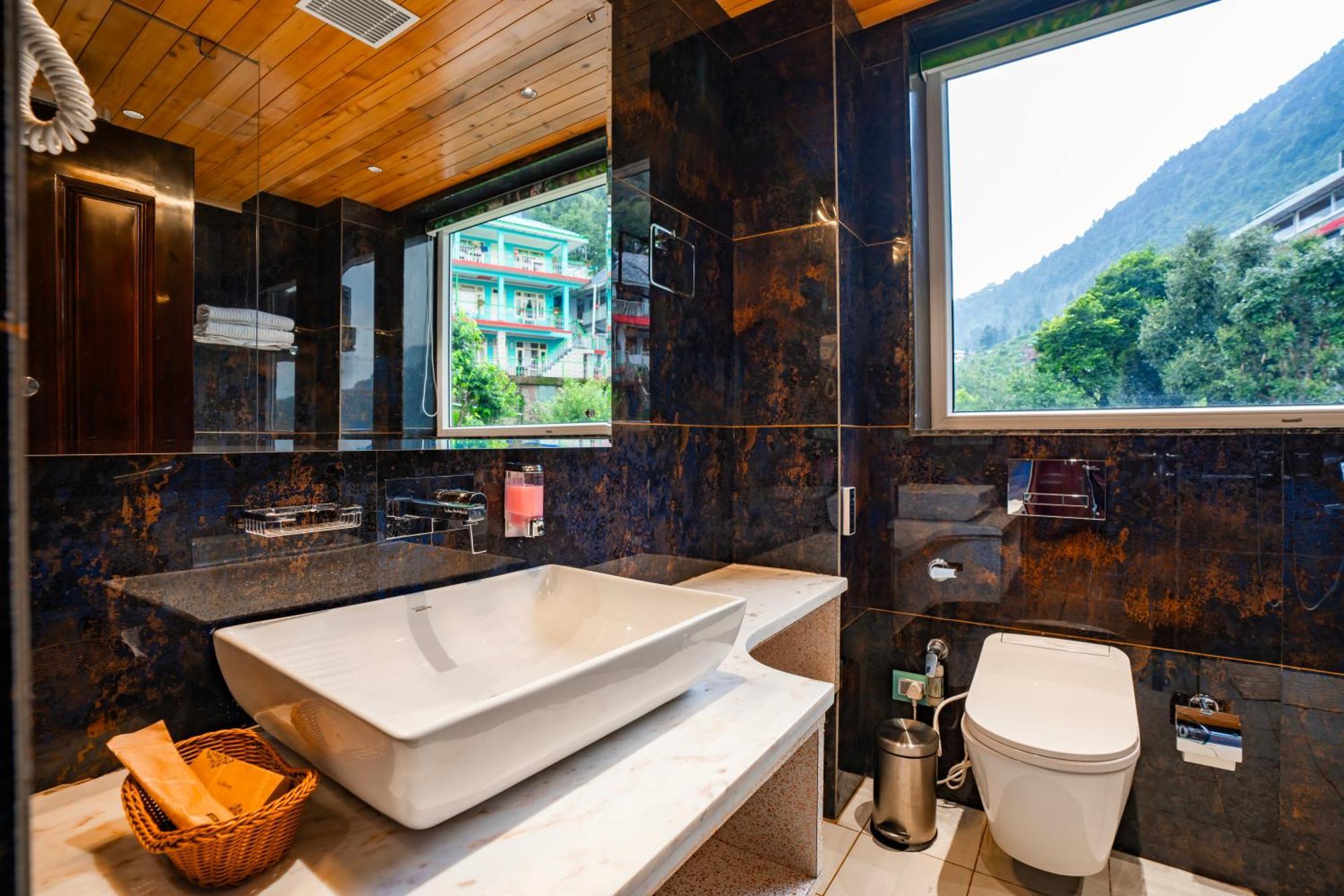 Alt Life Luxe - Uppper Bhagsu Mcleodganj Hotel McLeod Ganj