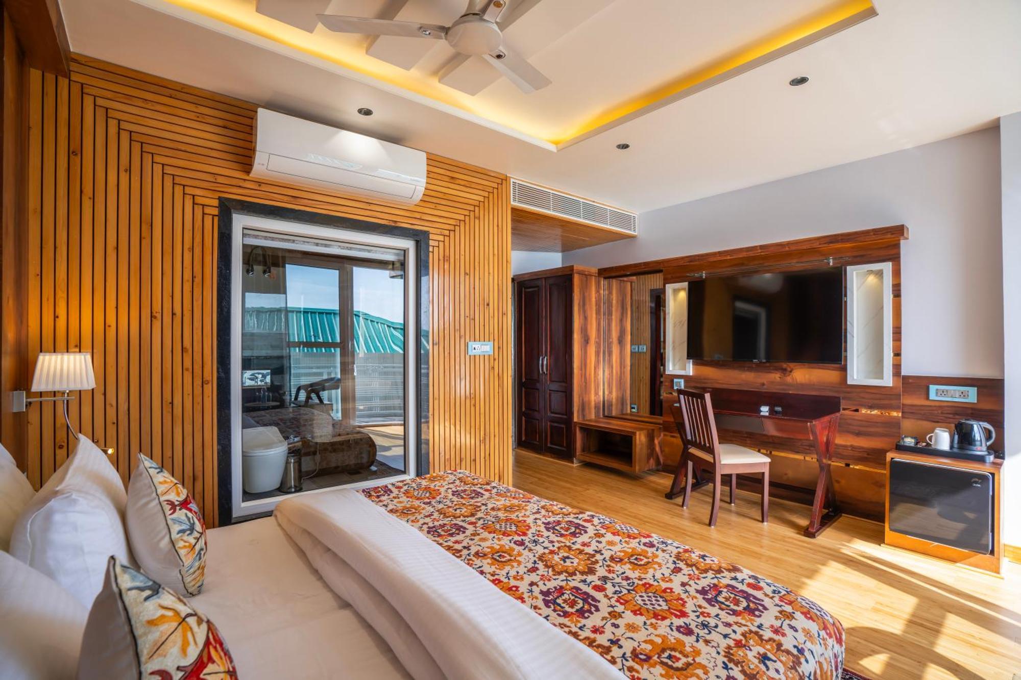 Hotel Alt Life Luxe - Uppper Bhagsu Mcleodganj