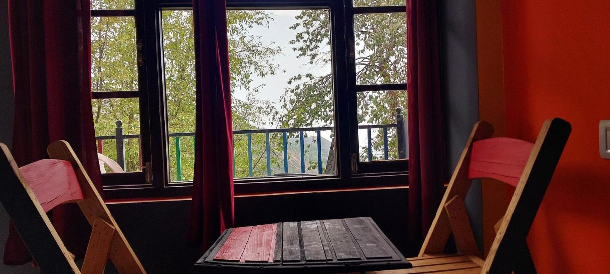 El Profesor Mcleodganj * McLeod Ganj