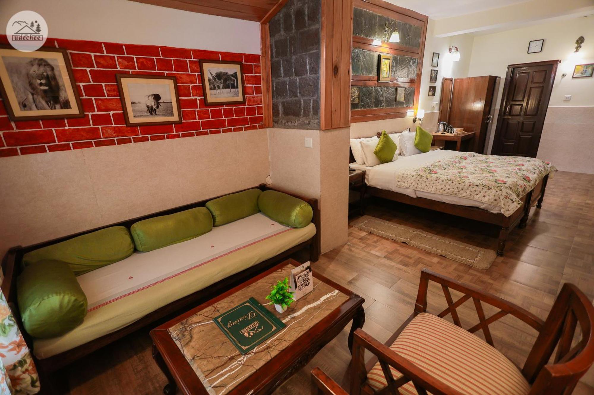 Hotel Udechee Huts, 2*
