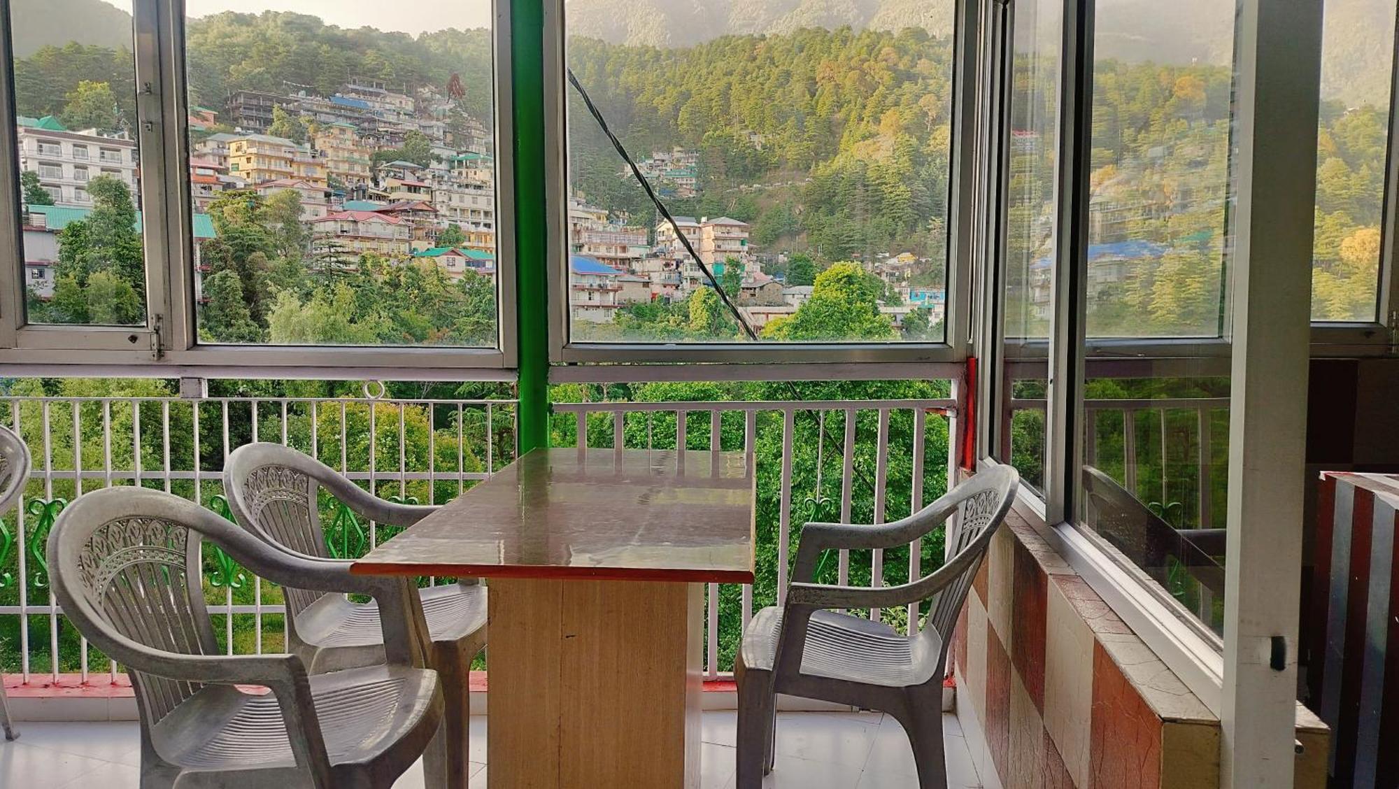 Pine Wood Mcleodganj Homestay
