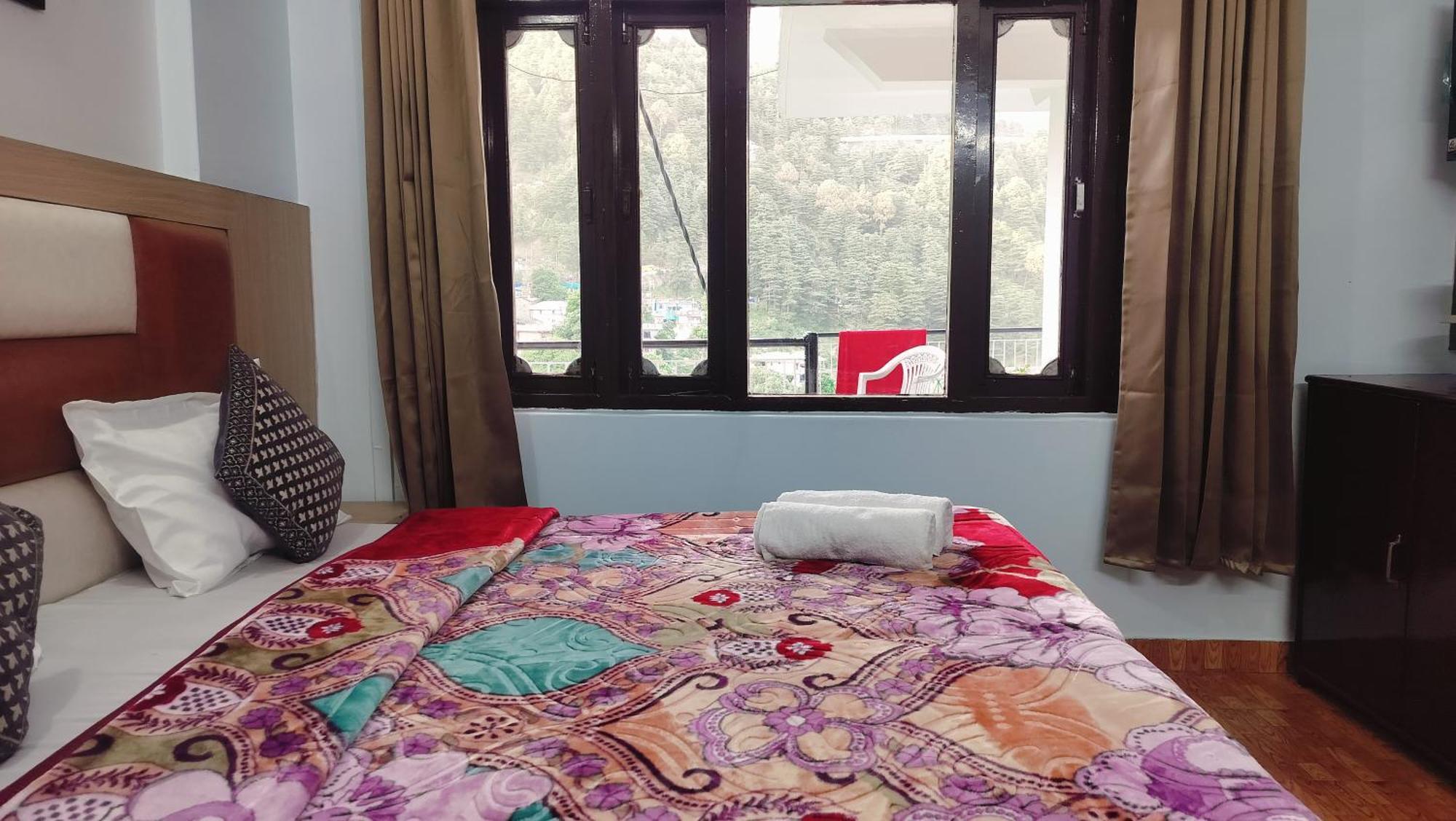 Pine Wood Mcleodganj Homestay
