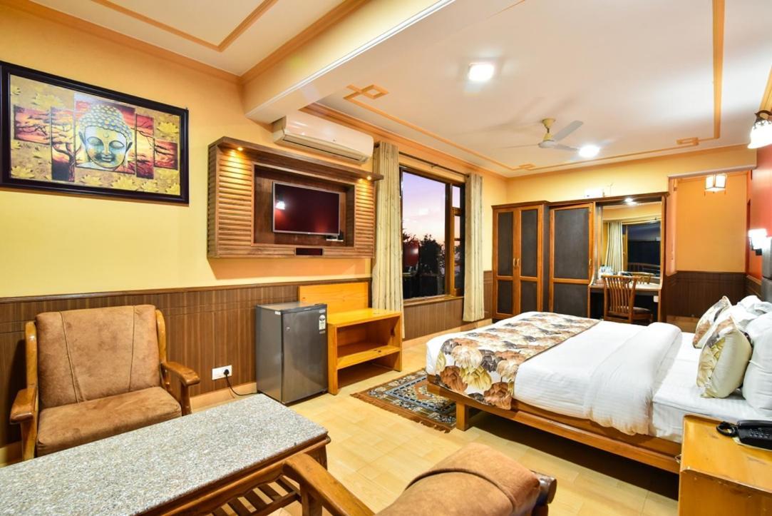 Zambala House Hotel 3*