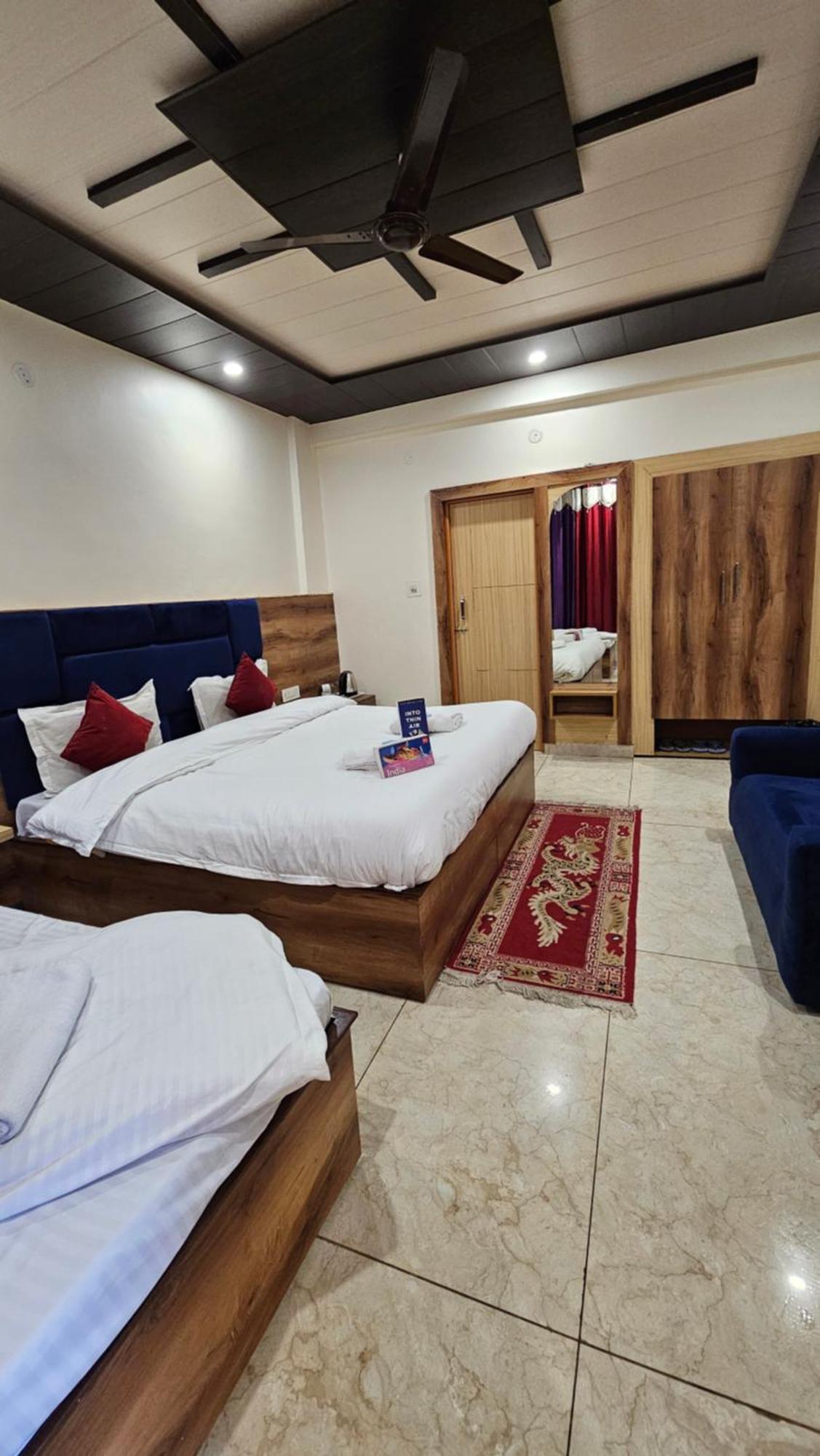 View And Restaurant Guest house McLeod Ganj